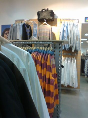 Джинсы и кофты из Discount Season